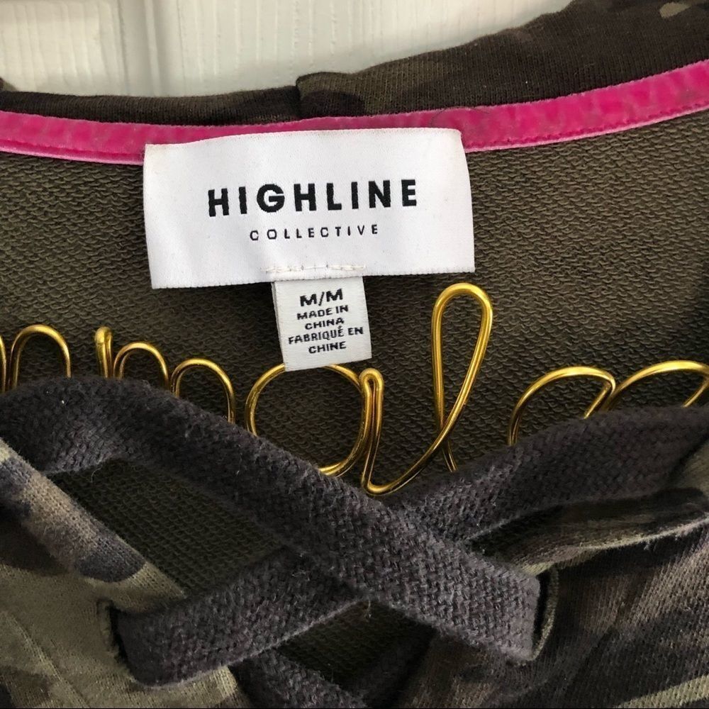 Highline Collective Lace-Up Camo Print Hoodie - Picture 5 of 7